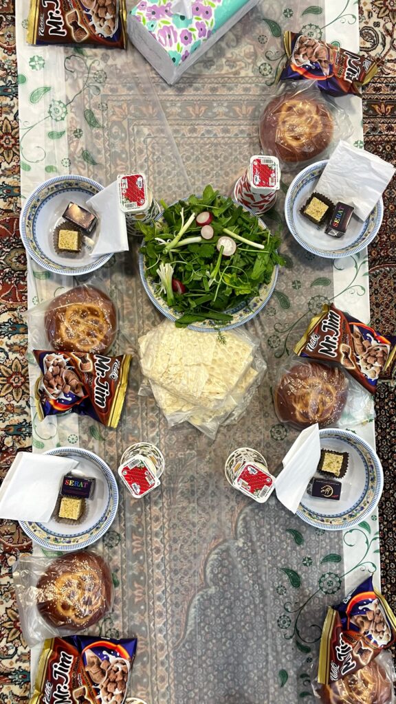 افطاری برای نیازمندان