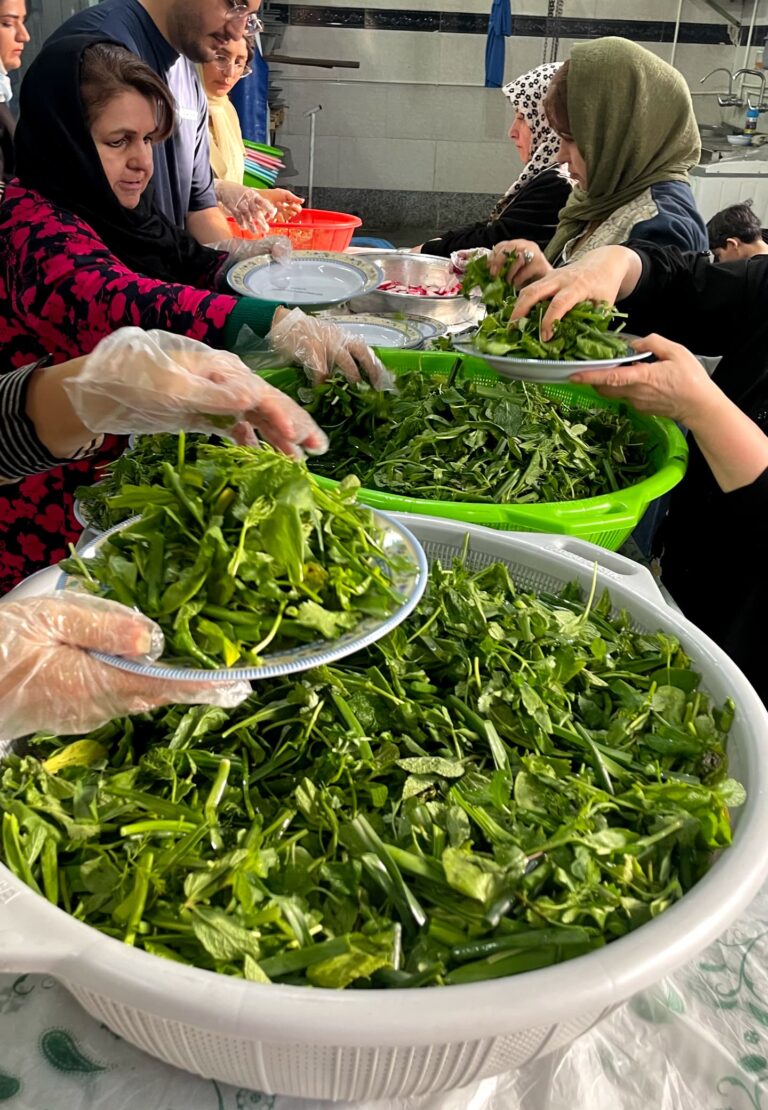 افطاری برای نیازمندان